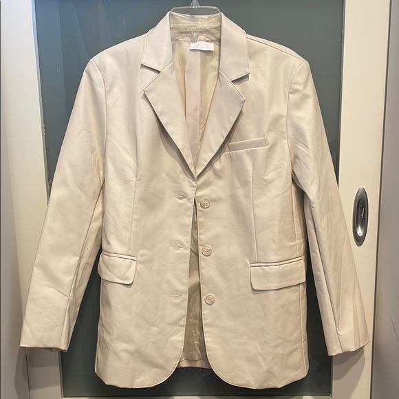 Isalis Faux Leather Cream Blazer Jacket, Pleather Blazer for Office, NWOT - Picture 1 of 16